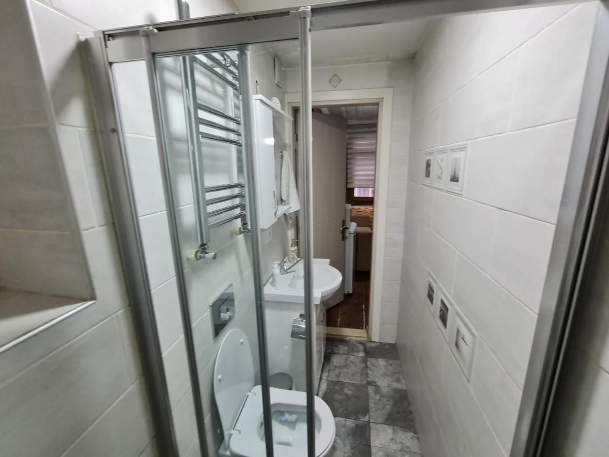 Peramira Apartament *