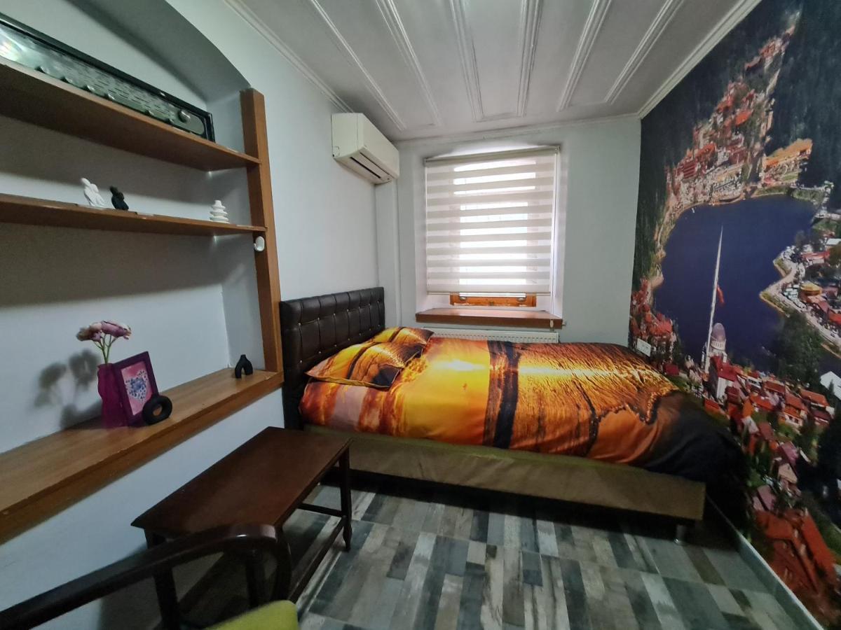 Apartament Peramira *