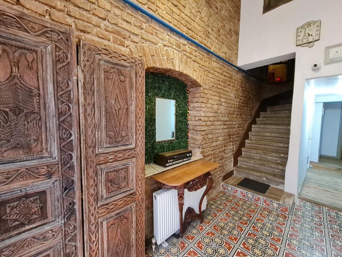 Peramira Apartament *