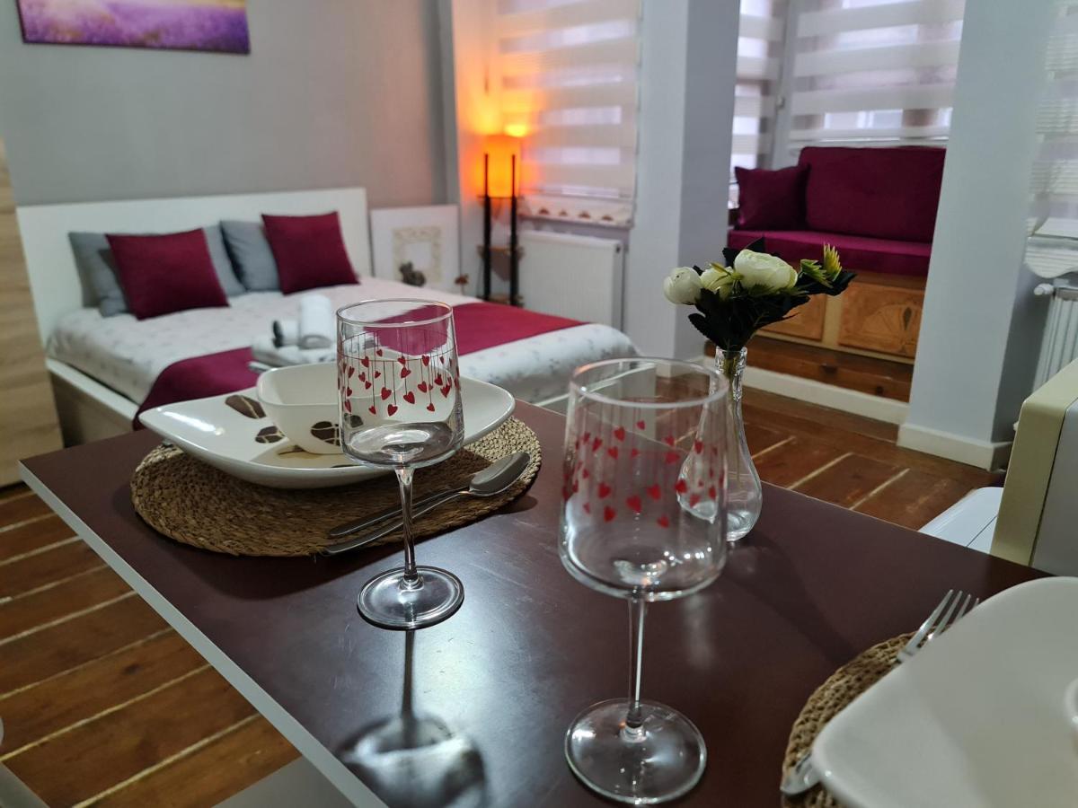 Apartament Peramira *